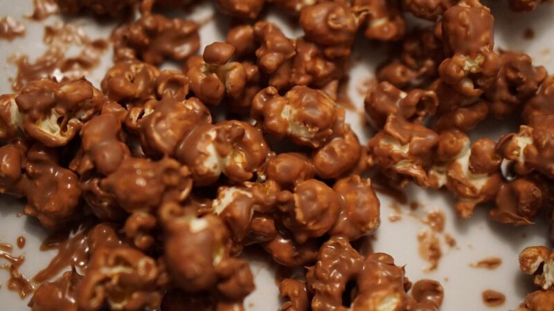Popcorn al cioccolato: come prepararli a casa